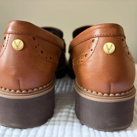 Vionic Size 7.5 Fillmore Loafers - Picture 5 of 12